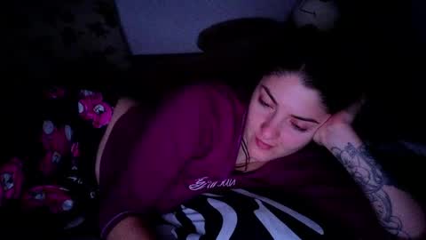 _just_a_simple_girl online show from May 18, 1:56 am
