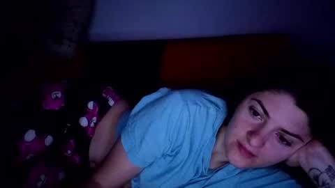 Snapshot of _just_a_simple_girl chatting on June 19, 2:16 am _just_a_simple_girl online show from June 19, 2:16 am