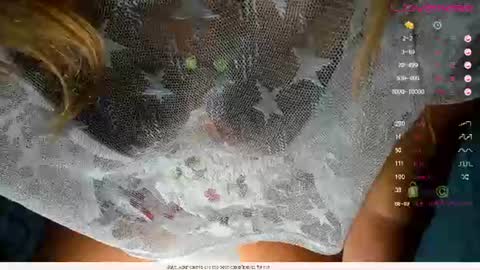 Snapshot of _justcallme_ chatting on June 17, 12:50 pm _justcallme_ online show from June 17, 12:50 pm