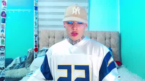 Snapshot of _justinmoon2 chatting on February 19, 7:04 am mod online show from February 19, 7:04 am