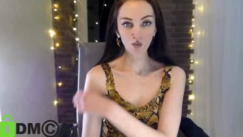  karolina online show from March 10, 6:35 pm