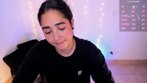     online show from March 8, 1:15 pm