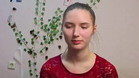 _kikiclark_ online show from February 28, 9:16 pm