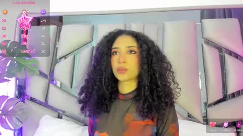 Lanna  online show from March 24, 11:04 am