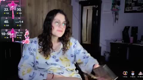 Lindasy online show from March 9, 3:32 am