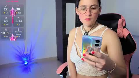 Lindasy online show from July 16, 11:49 am