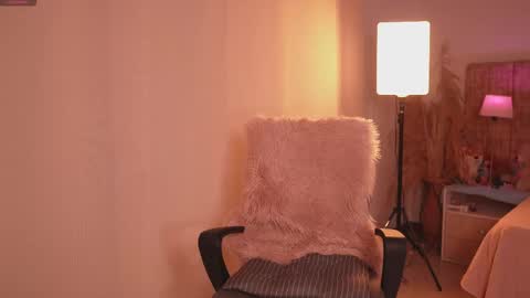 Lissana online show from December 18, 10:16 pm