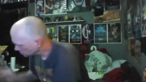 Snapshot of _longfellow chatting on January 8, 7:16 pm That guy online show from January 8, 7:16 pm