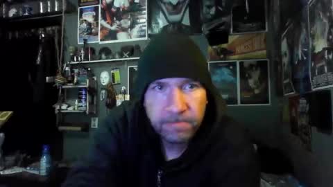 Snapshot of _longfellow chatting on February 2, 4:49 pm That guy online show from February 2, 4:49 pm