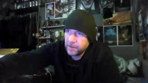 Snapshot of _longfellow chatting on February 4, 4:46 pm That guy online show from February 4, 4:46 pm