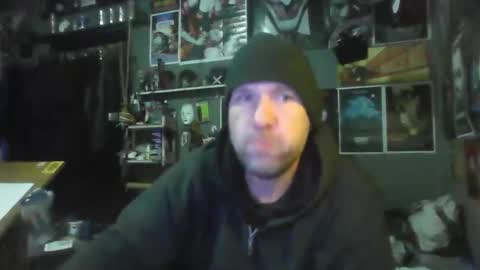 Snapshot of _longfellow chatting on February 5, 5:23 am That guy online show from February 5, 5:23 am