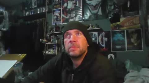 Snapshot of _longfellow chatting on February 7, 5:22 am That guy online show from February 7, 5:22 am