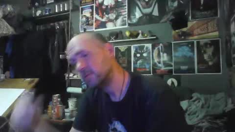 Snapshot of _longfellow chatting on February 19, 6:04 pm That guy online show from February 19, 6:04 pm