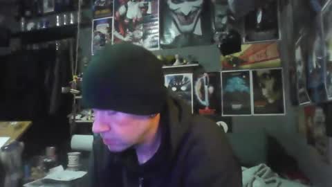 Snapshot of _longfellow chatting on February 23, 4:15 pm That guy online show from February 23, 4:15 pm