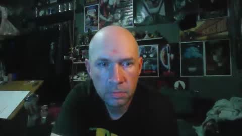 Snapshot of _longfellow chatting on February 28, 2:56 am That guy online show from February 28, 2:56 am