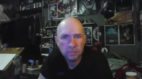 Snapshot of _longfellow chatting on March 1, 11:40 pm That guy online show from March 1, 11:40 pm