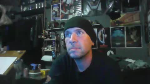 Snapshot of _longfellow chatting on March 2, 5:19 am That guy online show from March 2, 5:19 am