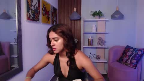 Lucy online show from May 19, 11:05 am