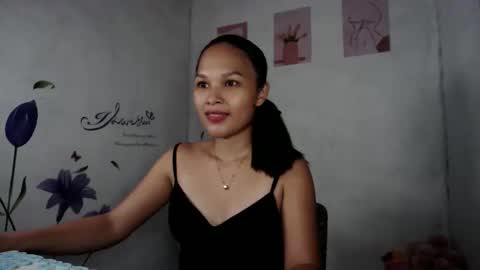 Snapshot of _m1ssj3n chatting on June 4, 6:52 am _m1ssj3n online show from June 4, 6:52 am