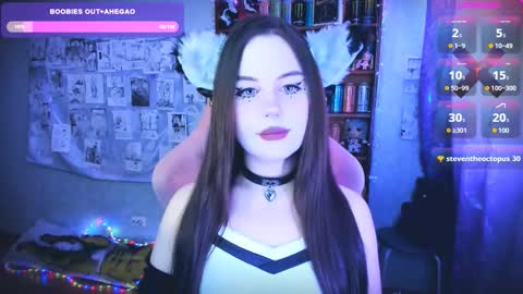 Mia online show from March 26, 7:03 am