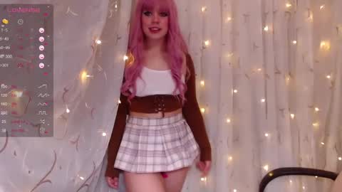 Kira online show from December 18, 9:04 am