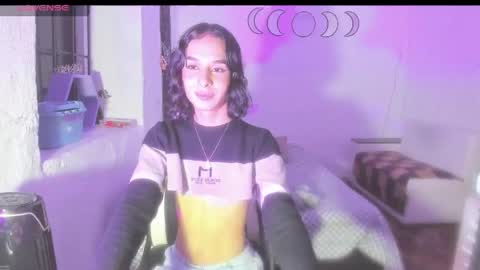 Mariana Fox online show from April 16, 9:10 am