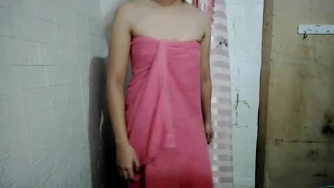 Snapshot of _maureen_ chatting on March 11, 5:35 am _maureen_ online show from March 11, 5:35 am