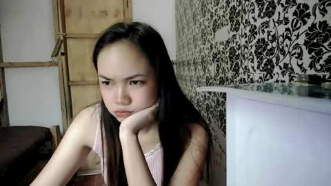 _maureen_ online show from August 6, 4:47 am