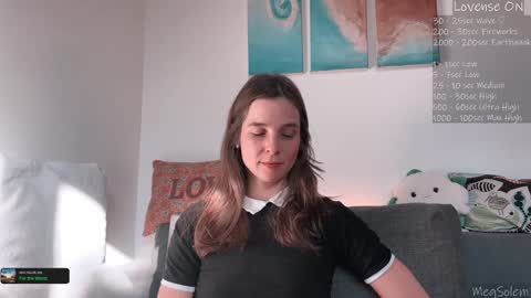 Snapshot of _meg chatting on January 7, 12:51 pm Meg online show from January 7, 12:51 pm