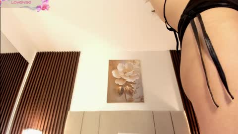 _mila_dyva online show from April 11, 5:39 pm