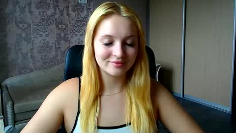 Melanie online show from June 9, 12:17 pm