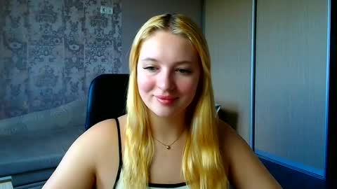 Melanie online show from June 26, 11:14 am