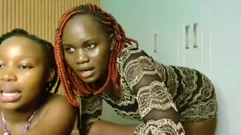 Snapshot of _milah chatting on November 14, 5:22 pm Milah online show from November 14, 5:22 pm