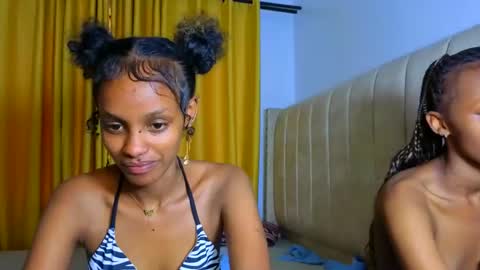 Snapshot of _mimimars chatting on February 24, 2:48 pm Mimi online show from February 24, 2:48 pm