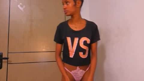 Mimi online show from April 18, 2:26 am