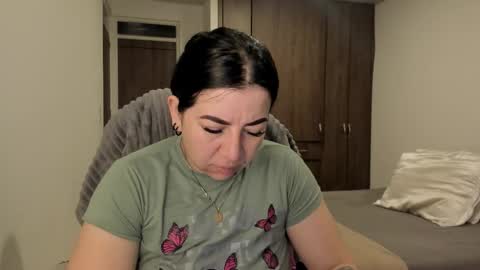 _miss_coco_ online show from December 16, 11:15 am