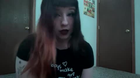 _miss_marie_ online show from November 18, 8:46 pm