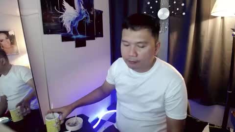 Snapshot of _misterdimple69_ chatting on April 10, 10:31 am DOM online show from April 10, 10:31 am