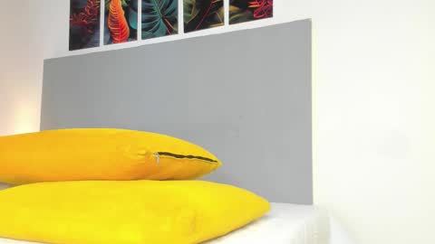 Snapshot of _molly_rosse_ chatting on January 13, 11:48 am _molly_rosse_ online show from January 13, 11:48 am