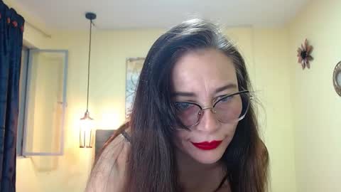 _naomi_s online show from May 31, 2:02 pm