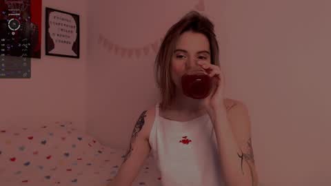 Snapshot of _ni_kiss chatting on December 11, 10:49 pm Nika online show from December 11, 10:49 pm