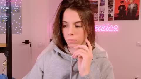 Snapshot of _ni_kiss chatting on February 18, 6:48 pm Nika online show from February 18, 6:48 pm