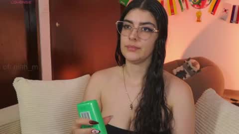 NiniHelp me by giving my show a thumbs up online show from June 30, 2:23 am