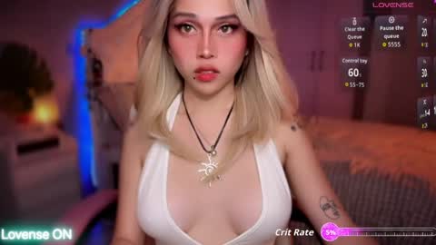 Snapshot of _nippleticklexxx chatting on May 6, 5:18 pm Lily online show from May 6, 5:18 pm