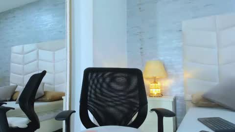 Noah Heyden online show from January 27, 1:19 pm