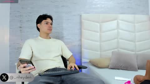 Noah Heyden online show from February 15, 7:39 pm