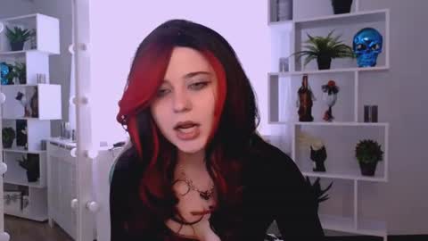 Snapshot of _olivia_6 chatting on July 19, 7:45 am _olivia_6 online show from July 19, 7:45 am