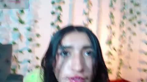 Orquidea  online show from February 9, 1:37 pm