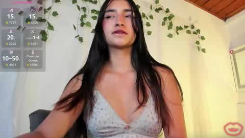 Orquidea  online show from February 24, 1:31 pm