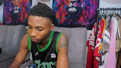 Snapshot of _pantera_09 chatting on January 12, 1:22 am Kevin online show from January 12, 1:22 am